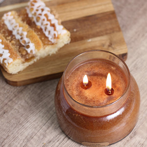 Crumb Coffee Cake - 22 oz Mama Candle - Product Image by A Cheerful Giver