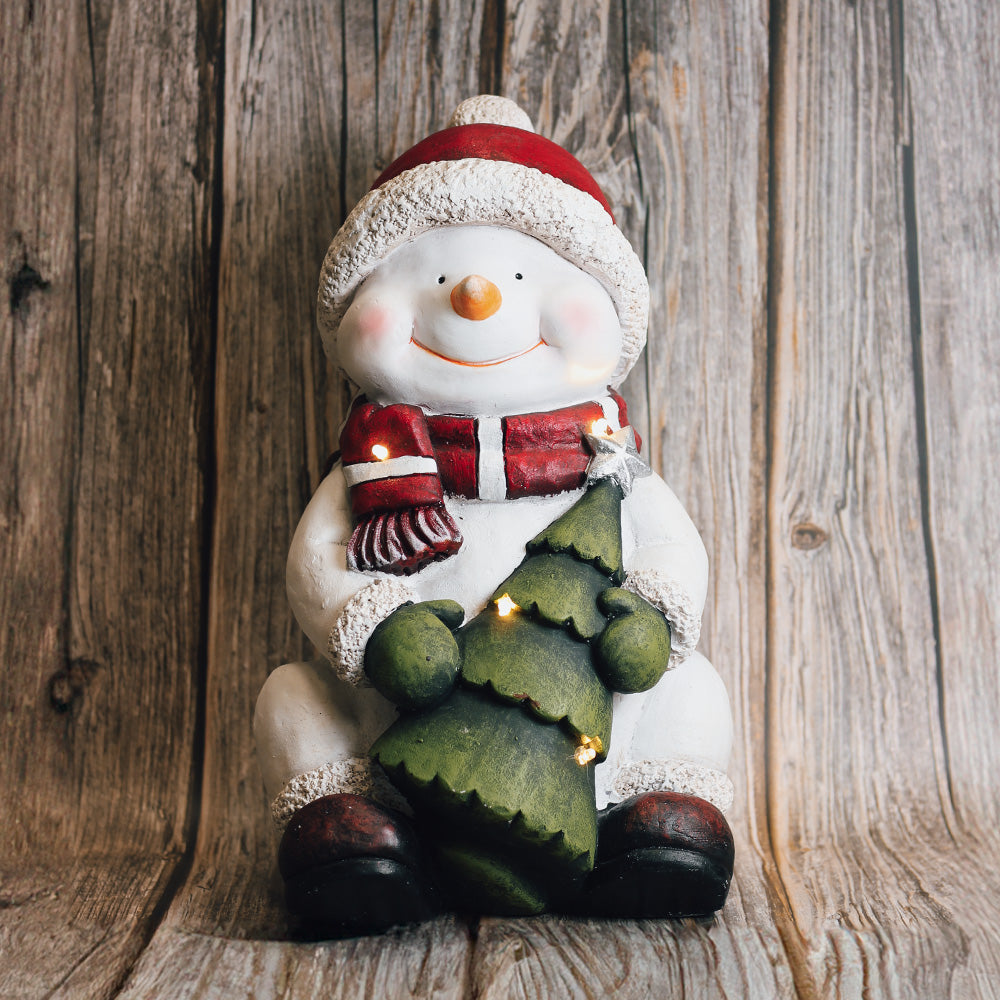 Frosty & Tree