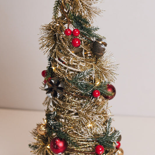 Glittering Garland - Twinkling Cone Tree