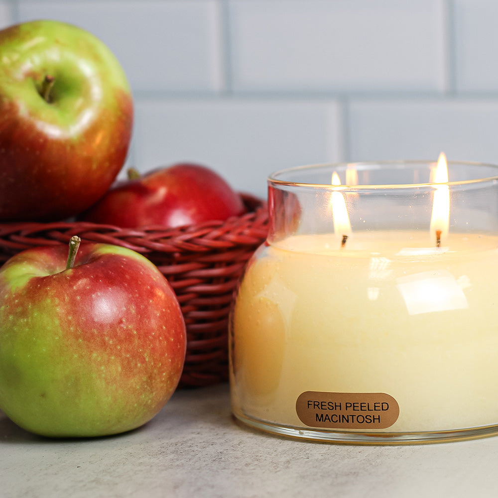 Fresh Peeled Macintosh - 22 oz Mama Candle