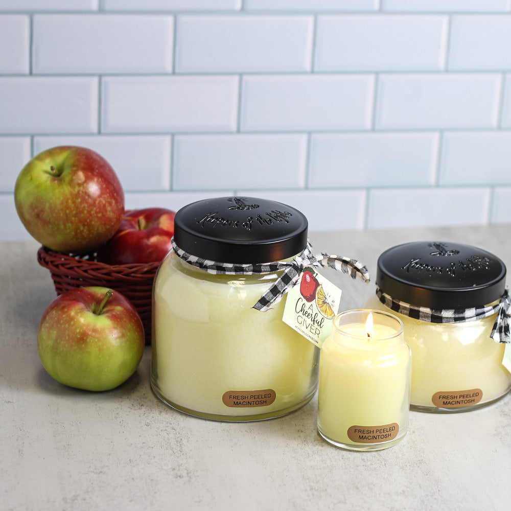 Fresh Peeled Macintosh - 22 oz Mama Candle