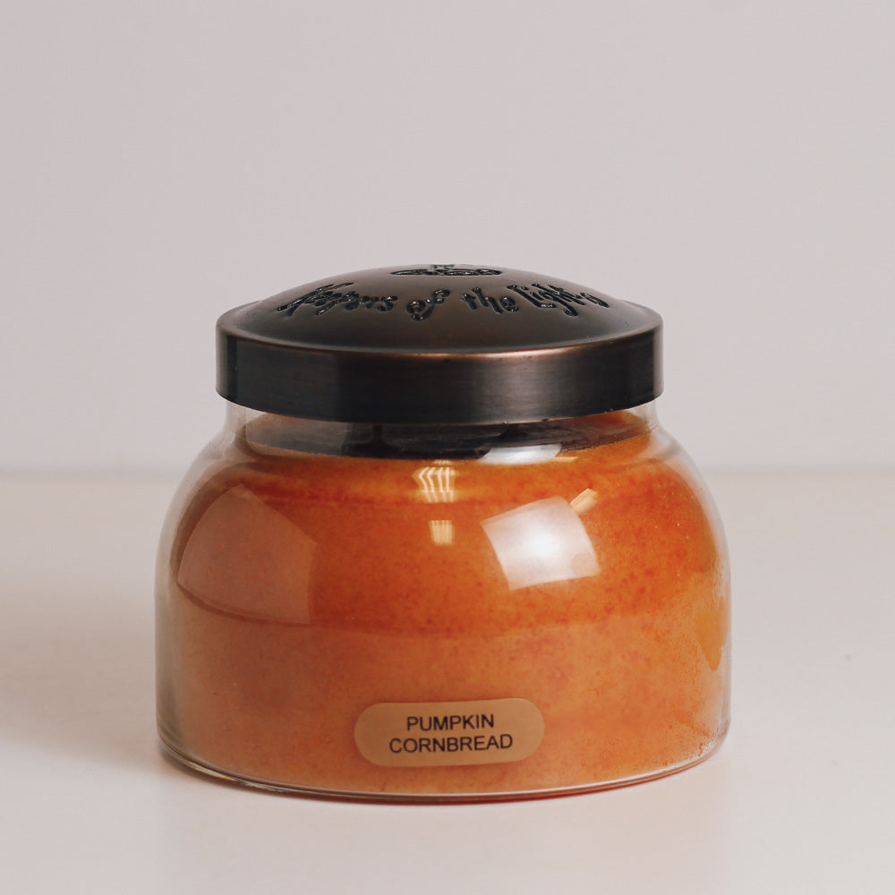 Pumpkin Cornbread - 22 oz Mama Candle