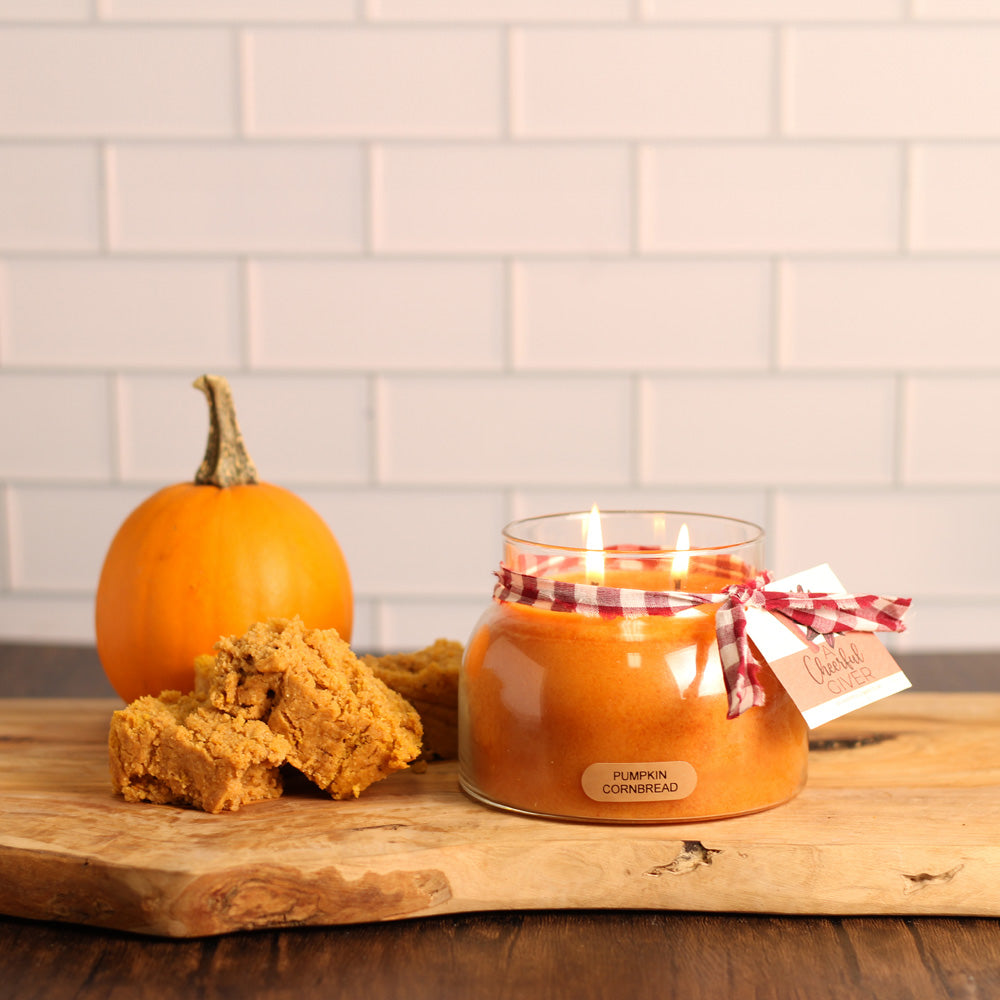 Pumpkin Cornbread - 22 oz Mama Candle